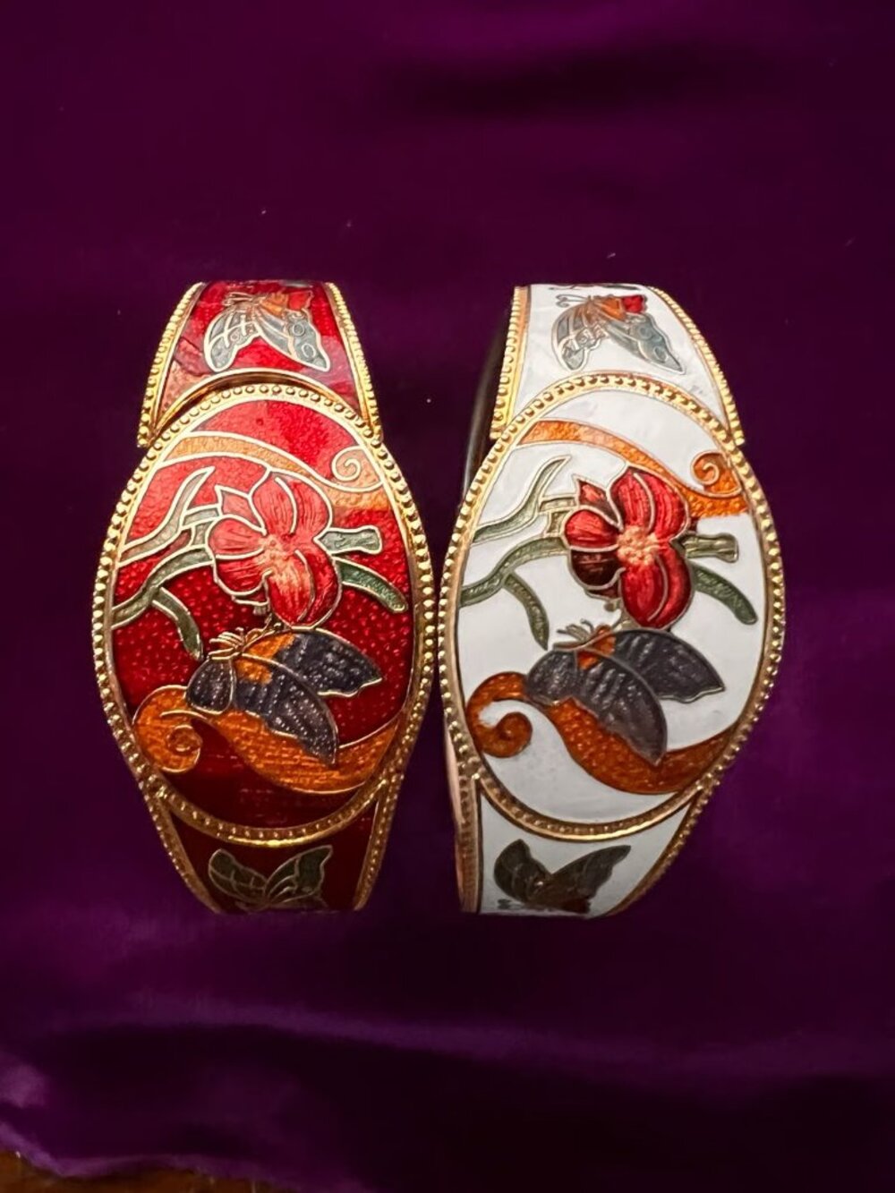 Set of 2 Vintage Matching Cloisonné Clamp Bracelets